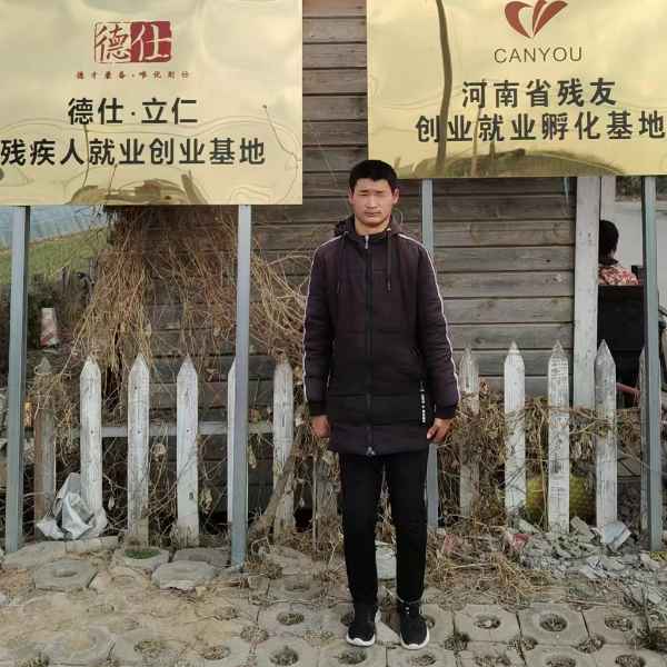 河南25岁单身帅哥真诚找对象-绵阳征婚相亲网