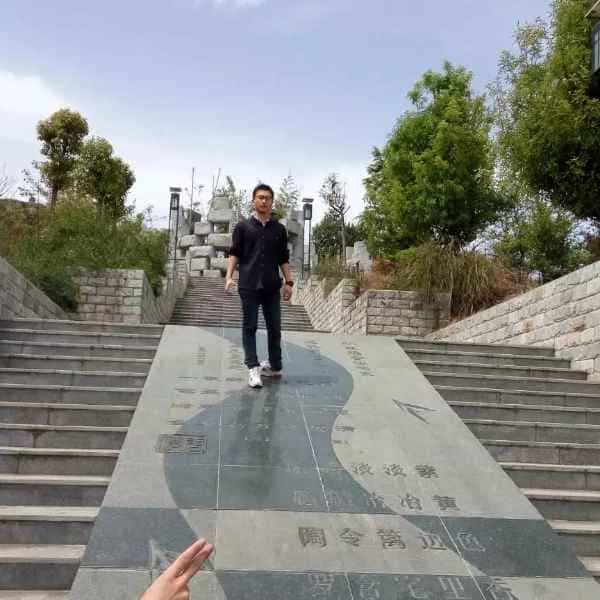 28岁岁陕西单身帅哥 - 绵阳吉缘网