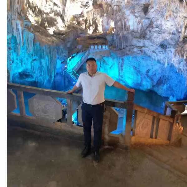 35岁岁云南单身帅哥 - 绵阳吉缘网